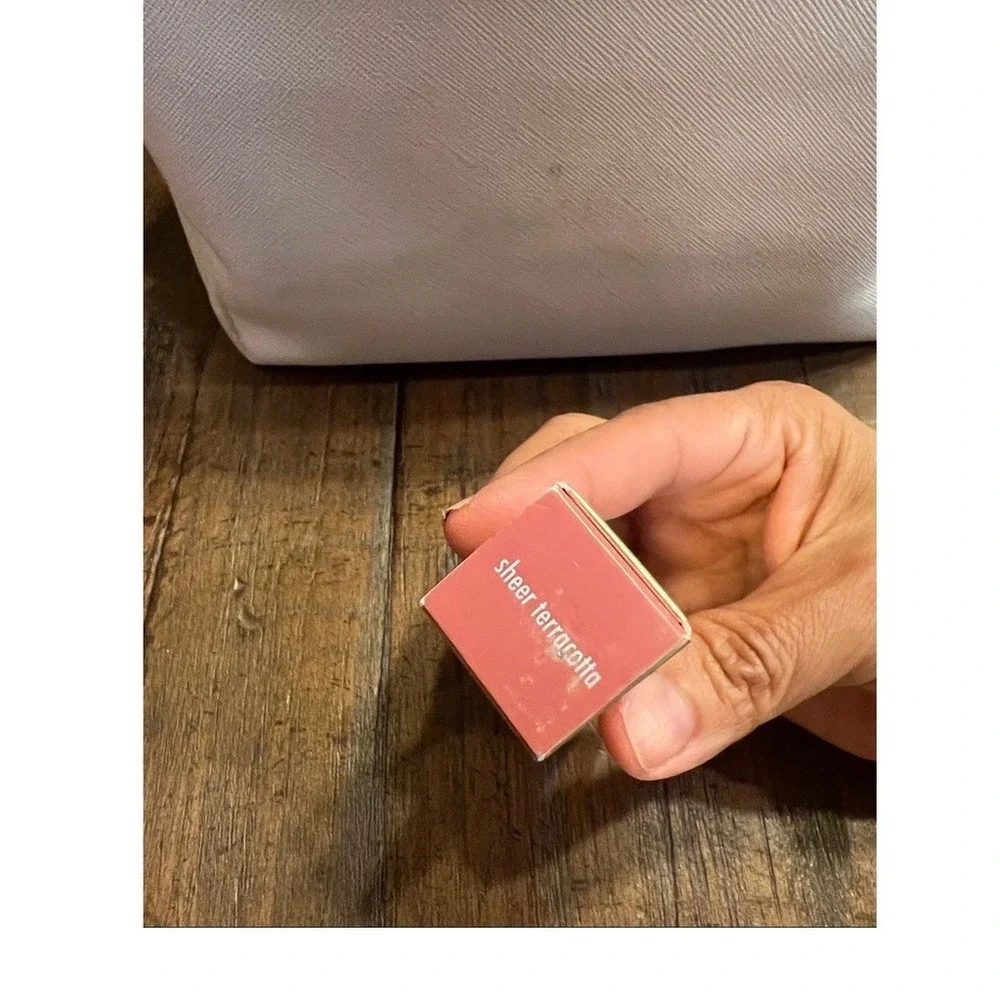 Stila suede shade